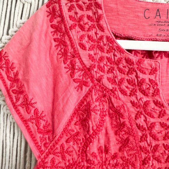 Caite 100% Cotton Red Embroidered Short Sleeve Boho Top Size Small - Picture 3 of 7